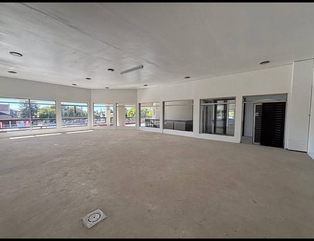 501M² RETAIL TO LET IN DURBANVILLE CENTRAL